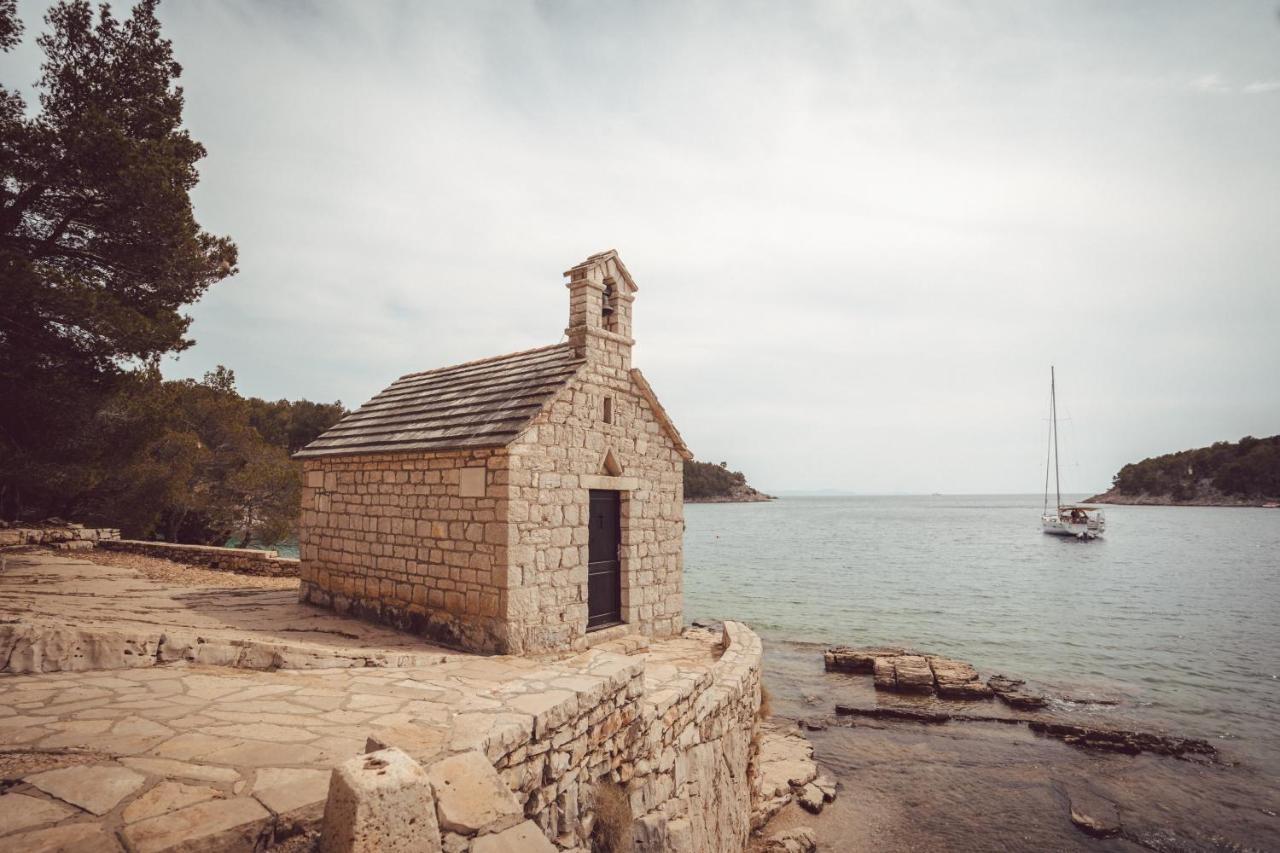 Villa Kalinic Milna  Εξωτερικό φωτογραφία