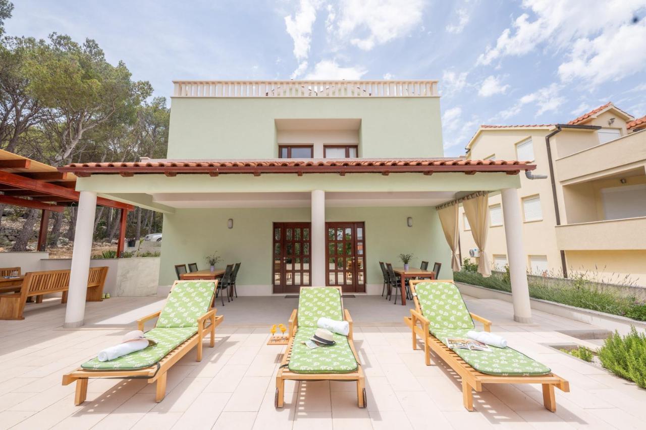 Villa Kalinic Milna  Εξωτερικό φωτογραφία