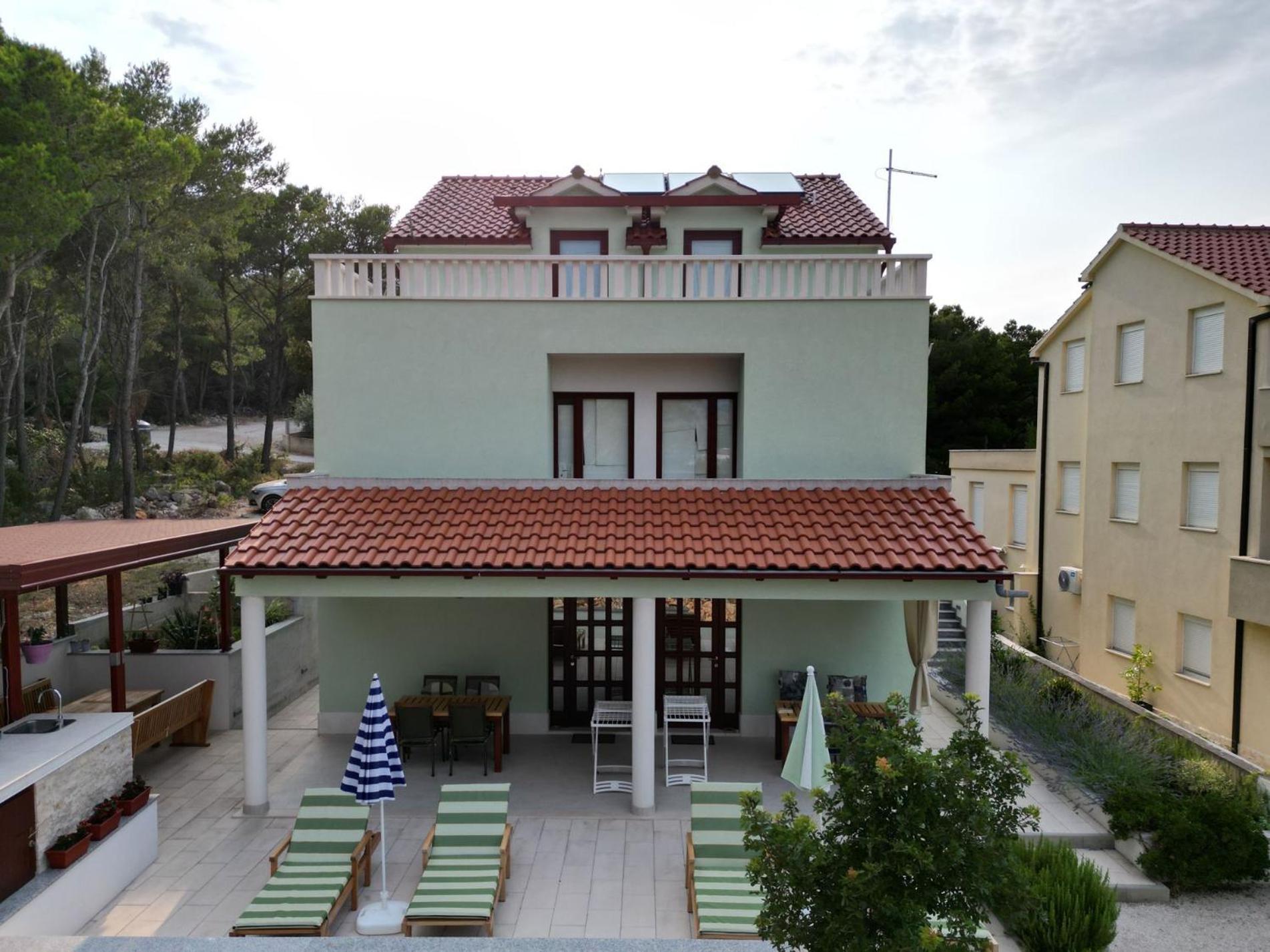 Villa Kalinic Milna  Εξωτερικό φωτογραφία